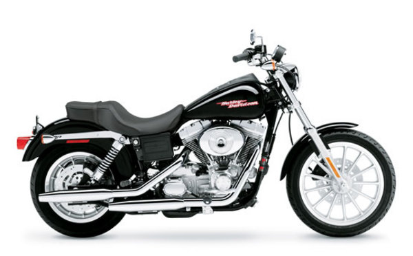 Product picture Harley-Davidson Dyna Models 2004 Service Manual